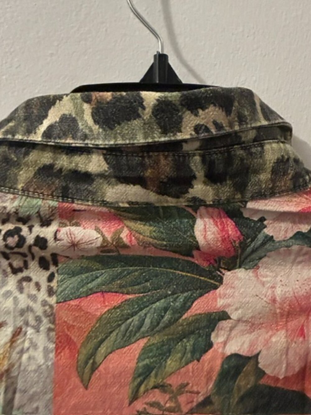 A Rare Bird Leopard Floral Print Crochet Beaded Button Front Garden Jacket NWT - Picture 12 of 16